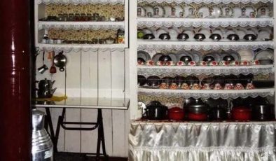 Tarihi Mutfak Dolapları, Eski Terek