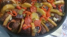 Fırında Patatesli Patlıcanlı Köfte Tarifi
