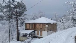 Kar Yağışı Nedeniyle Kapanan Köy Yolu Kalmadı!