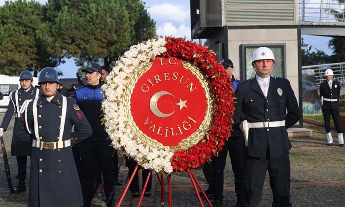 Mustafa Kemal Atatürk, 10 Kasım’da Saygı ve Özlemle Anıldı