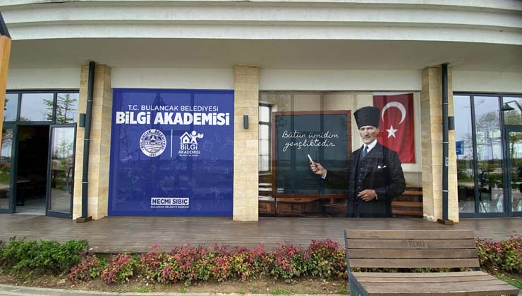 Bilgi Akademisi Hizmete Açılıyor!