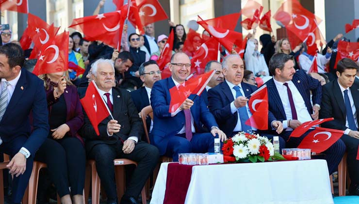 Gençlik ve Spor Bayramı Görkemli Etkinliklerle Kutlandı