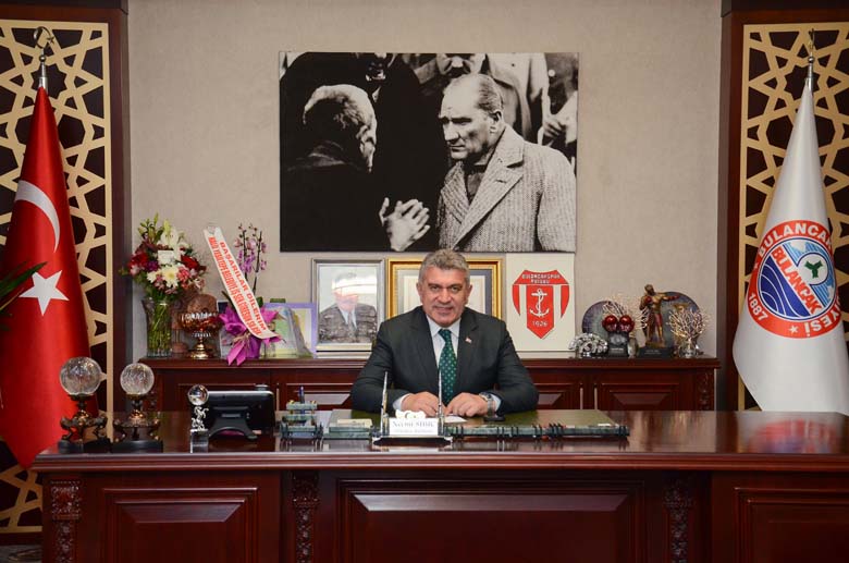 Başkan Sıbıç: 1 Mayıs, “Emek en yüce değerdir”