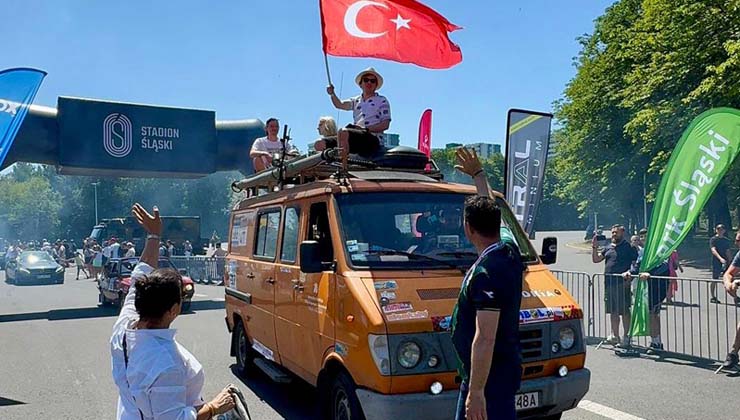 Polonya’dan Giresun’a 850 Araçlık Konvoy Yola Çıktı