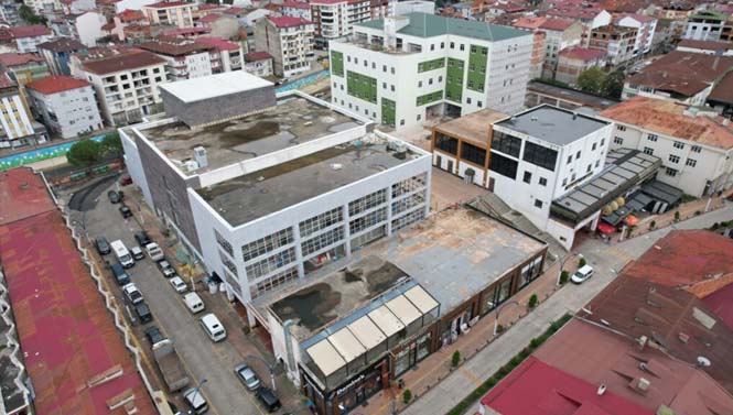 Sıbıç, ilçeye Sahne Sanatları Fakültesi kazandırıldığını açıkladı.