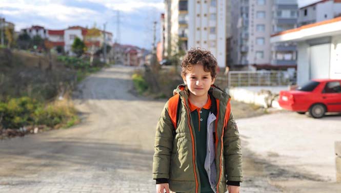 Minik Miraç’ın Çamurlu Yol İsyanına Başkan Sıbıç Kayıtsız Kalmadı!