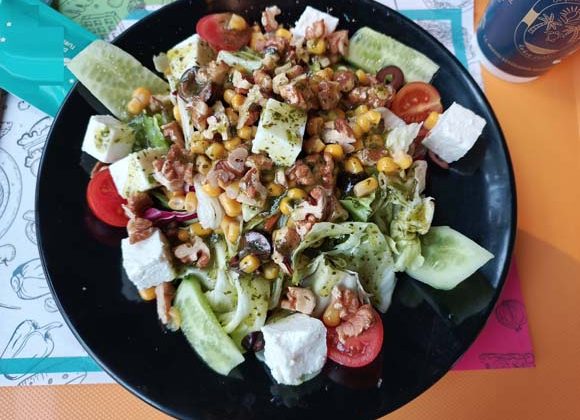 Akdeniz Salatası Tarifi