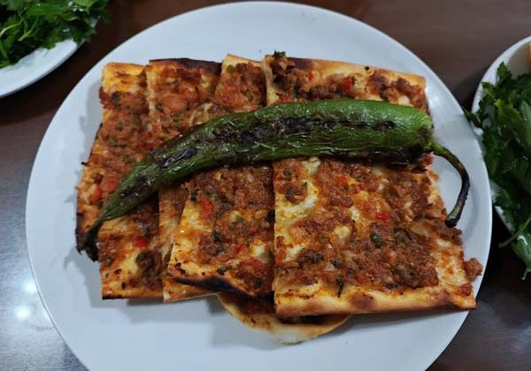 Lahmacun Tarifi