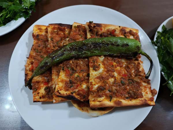 Lahmacun Tarifi