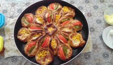 Çiçek Pizza-Poğaça Tarifi